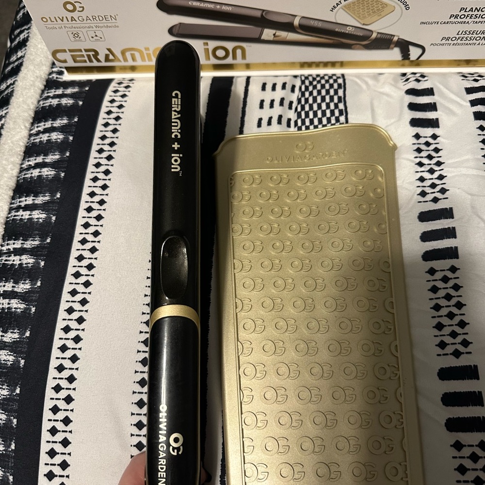 Olivia garden flat iron